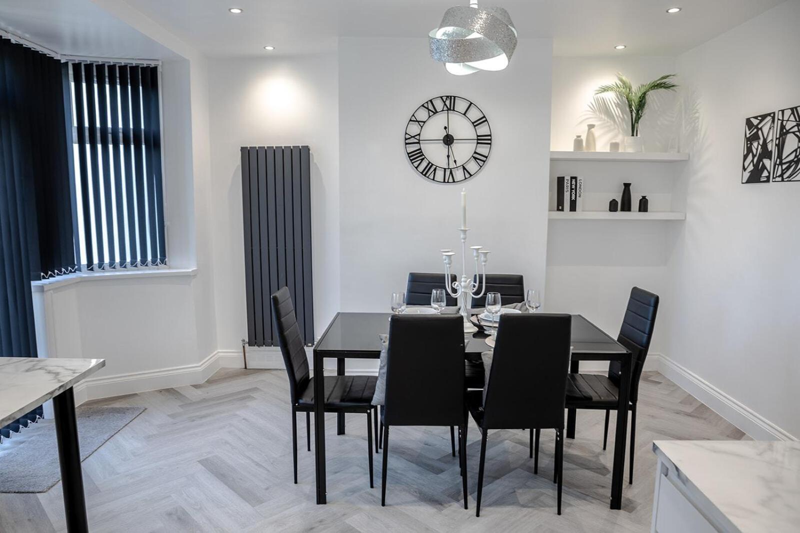 Lymer House - Stylish 3 Bedroom House In Wolverhampton Luaran gambar